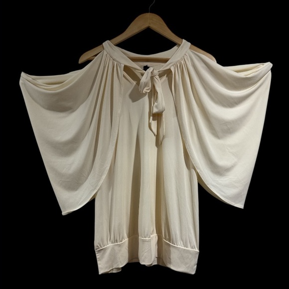 Lane Bryant blouse cream Tie-Front top cold shoulder bat wing NeW 14 16 size - Picture 1 of 5